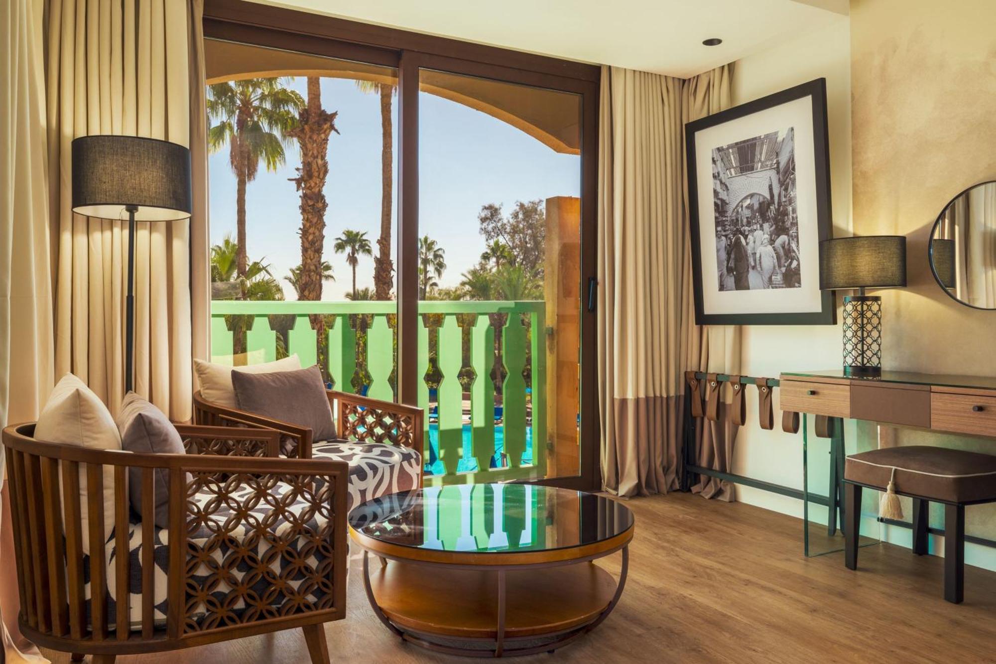 Premium King Room